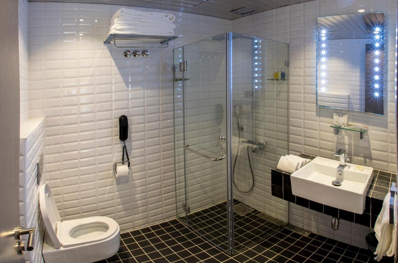 Flowery Holiday Suites Kuwait City ภายนอก รูปภาพ