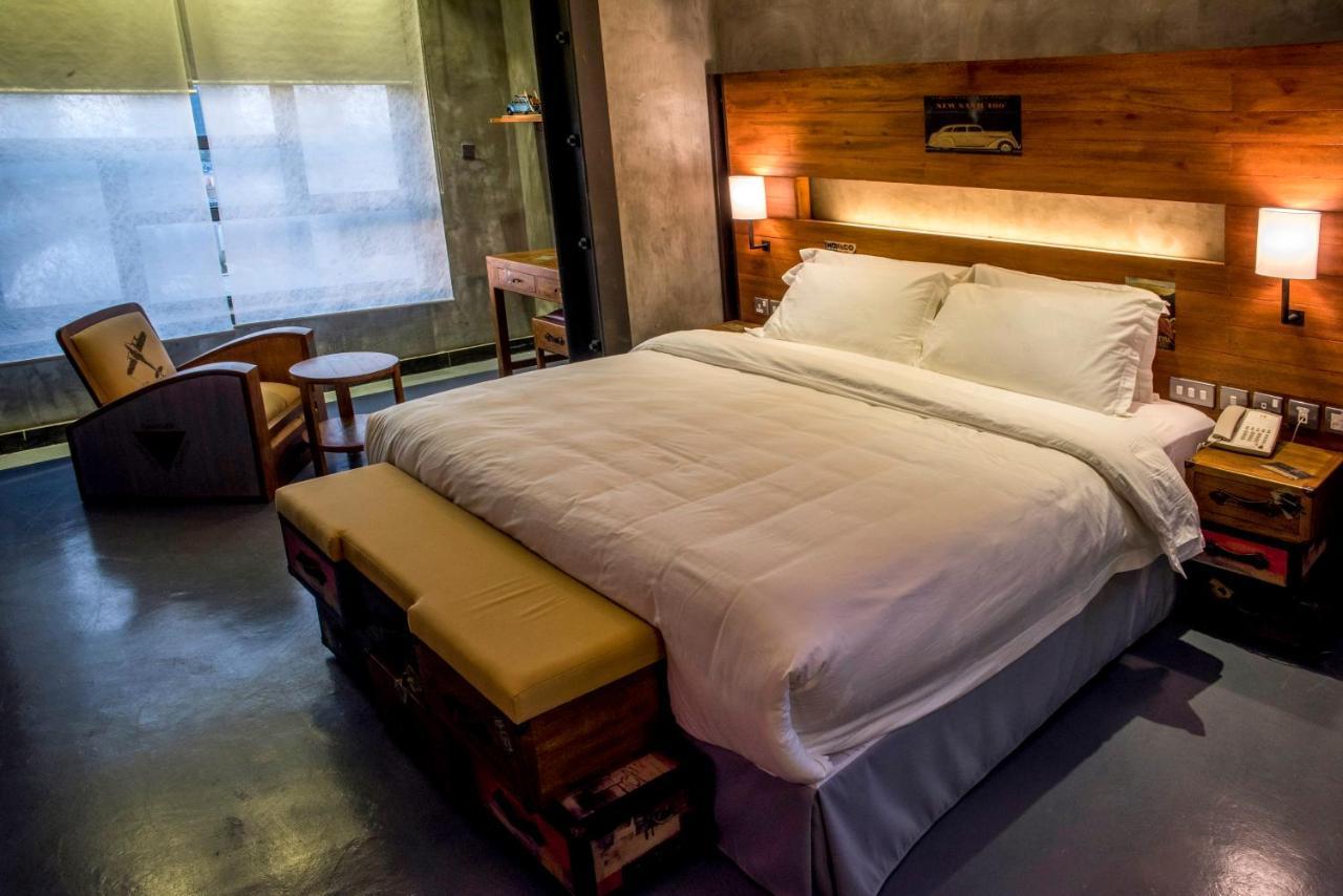 Flowery Holiday Suites Kuwait City ภายนอก รูปภาพ